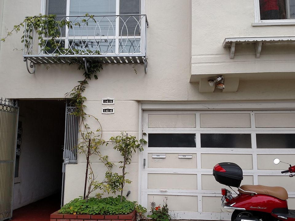 front w entry gate open