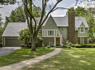 2111 Stratford Rd, Mission Hills, KS 66208