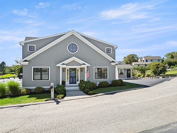 2nd image of 12 Capeview Rd
