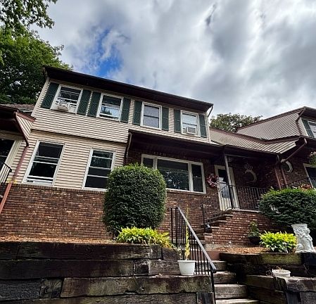 2nd image of 26 Wyker Rd