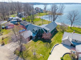1064 Bayview Dr, Coldwater, MI