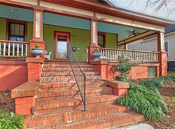 3rd image of 306 Kelly St