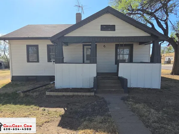 607 Market St, Kismet, KS 67859