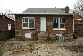 3rd image of 1541 Faris Ave
