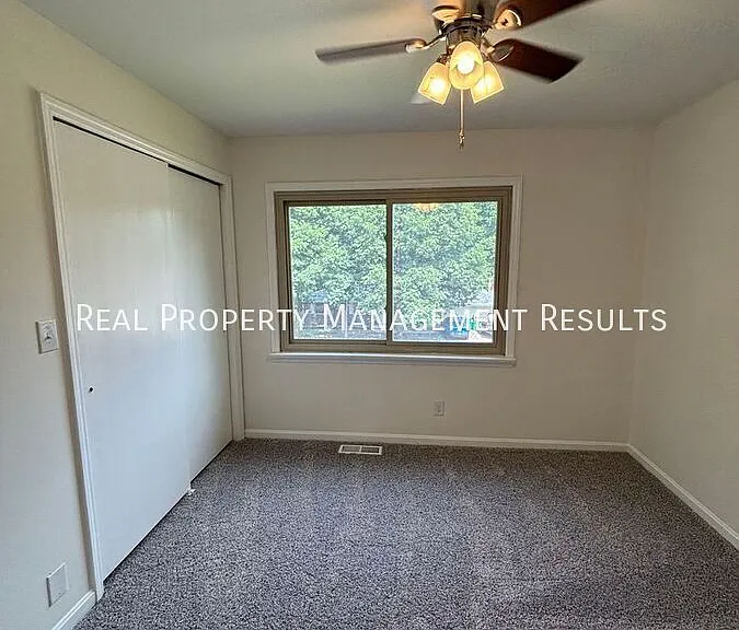 5041 E Sherwood Dr — Photo 11