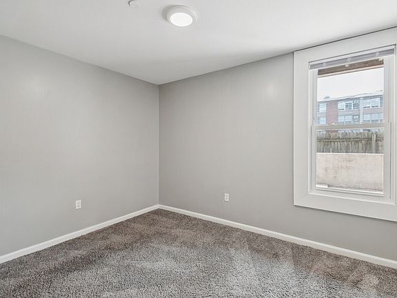 5th image of 3415 N Sydenham St #B4