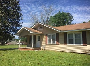 696 Theriot Rd, Lake Charles, LA 70611