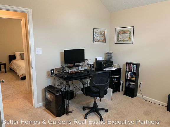 4th image of 315 Faldo Ct