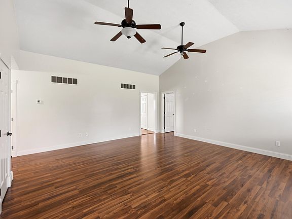 5th image of 1064 Jenny Lillard Rd