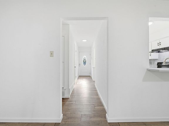 4th image of 7825 Emerald Hills Way