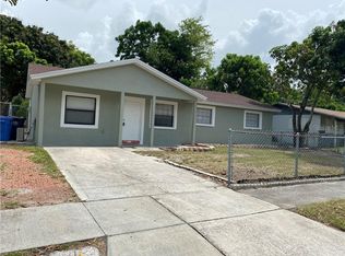 7004 Sandhurst Dr, Tampa, FL 33619