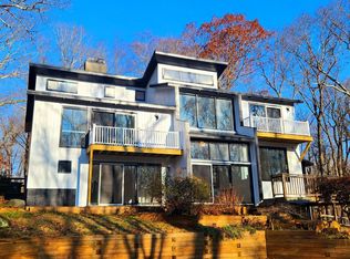 41 Breeds Hill Pl, Wilton, CT 06897