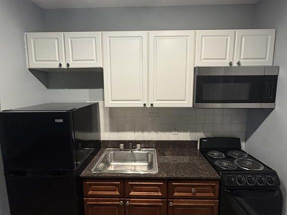 2nd image of 724 Delta Ave APT 14