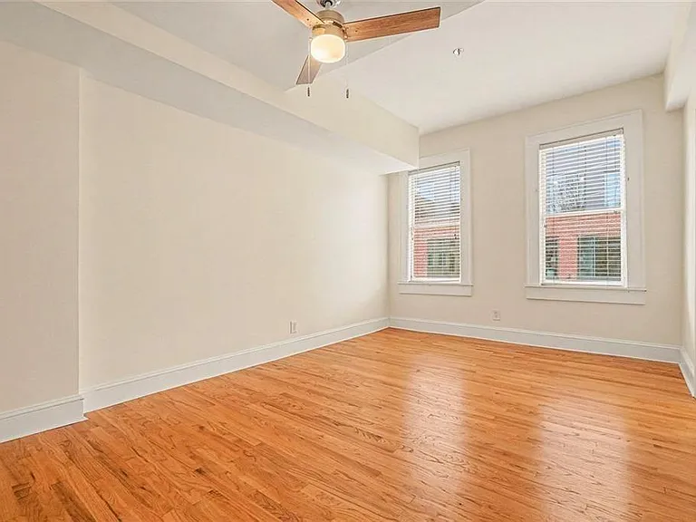 2855 Peachtree Rd NE #201 — Photo 15