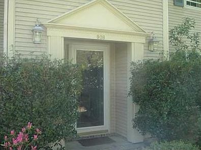 2nd image of 908 Essex Dr