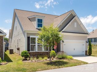 12 Honeycrisp Ct, Flat Rock, NC 28731