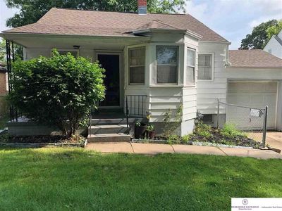 2748 Iowa St, Omaha, NE, 68112