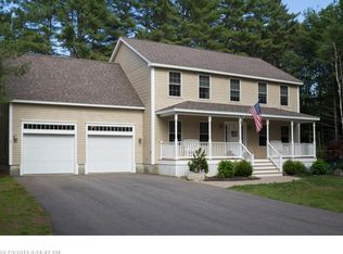 2 Beacon St, Kennebunk, ME 04043