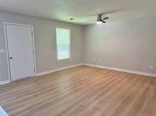 1209B E Furches Ave, Florence, SC 29505