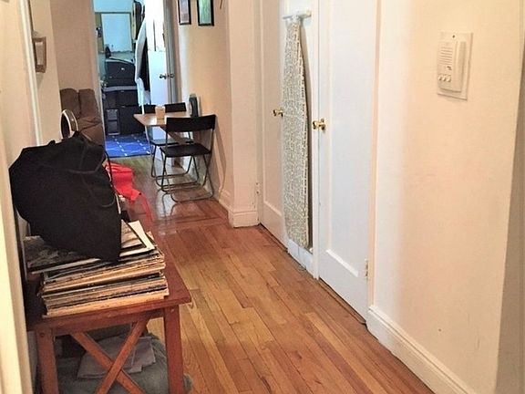 2nd image of 210 E 38th St #4HH