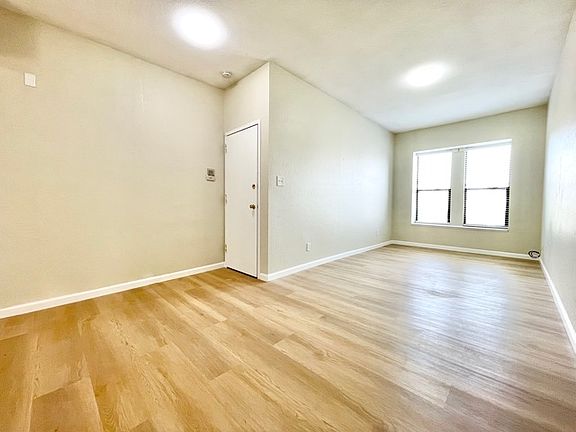 3rd image of 1675 Fulton St APT 6