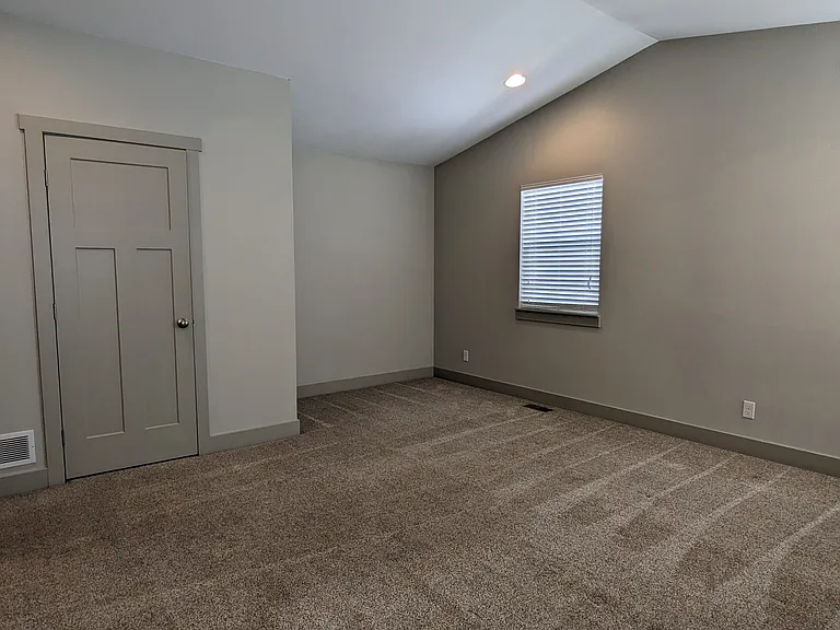 913 Columbine Ave — Photo 28