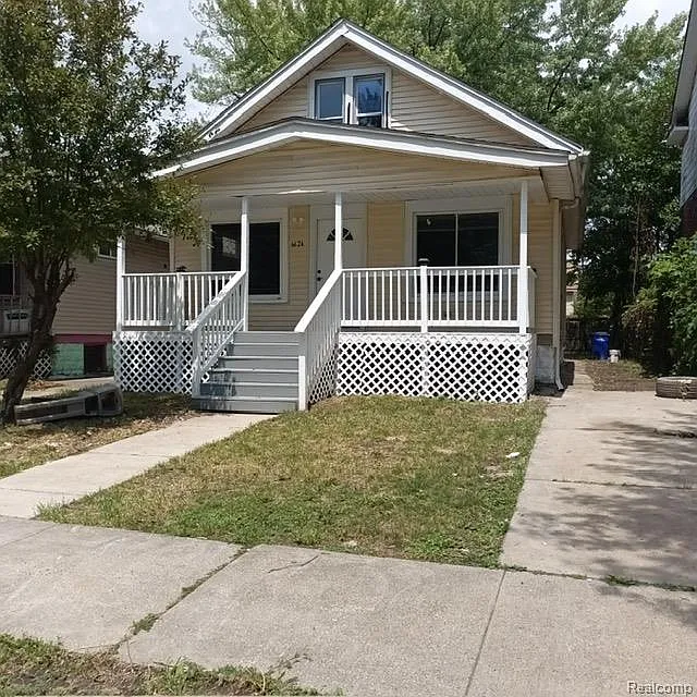 6624 SW Barton St photo 1