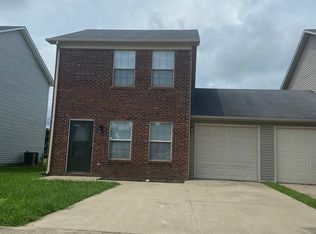 1104 Pinoak Dr, Nicholasville, KY 40356