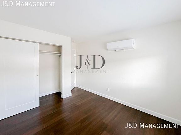 5th image of 725 E 22nd St