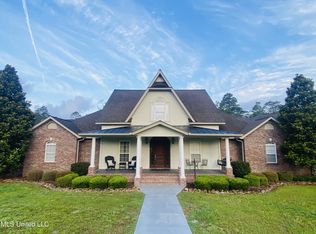 77 C G Evans Rd, Wiggins, MS 39577