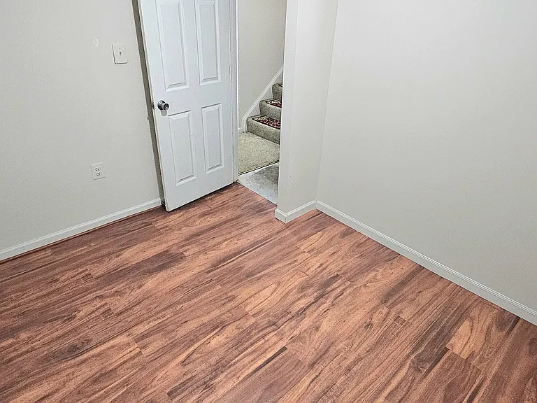 44 Bensmill Ct — Photo 23