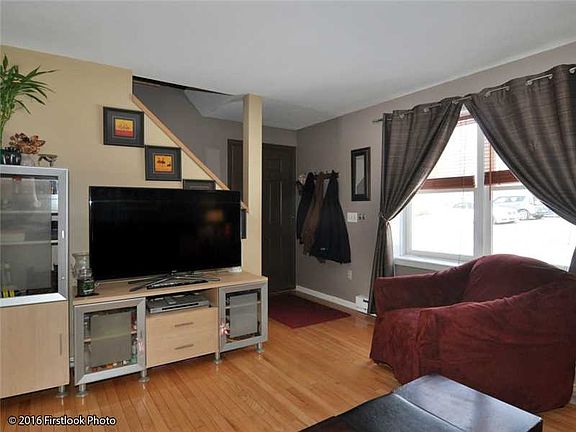 4th image of 120 Fairway Dr #120