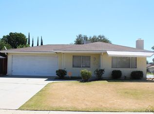 2900 Cedarwood Dr, Bakersfield, CA