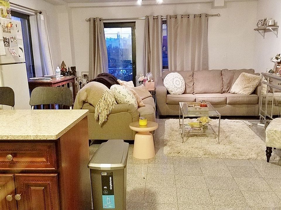 1st image of 2735 21st St APT 3A