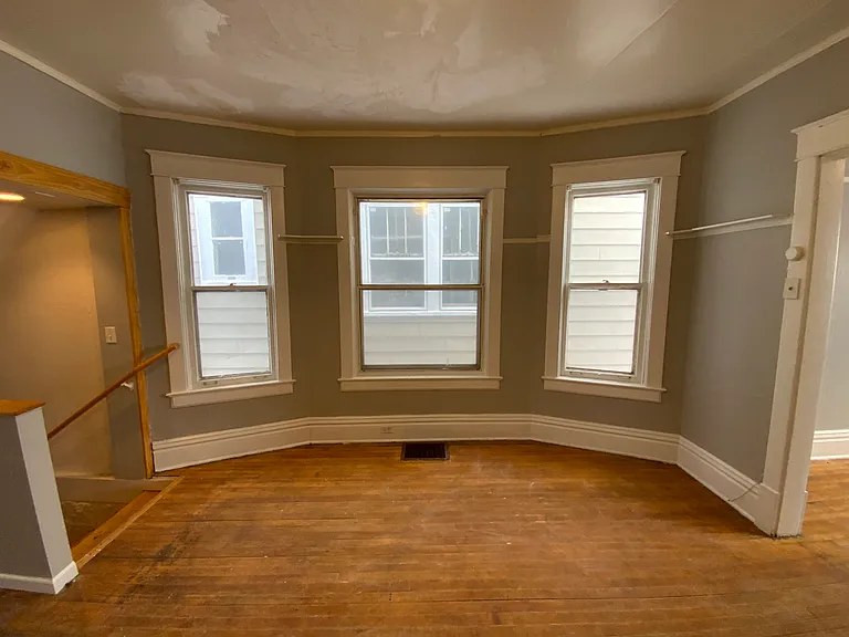5 bed, 2.0 bath, 1544 sqft, $1,795 — Photo 46