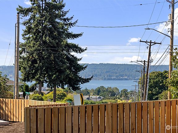 3rd image of 7702 6th Avenue