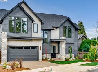 1694 16th St, West Linn, OR