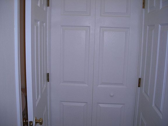 Anotehr Extra Closet Behind Kitchen