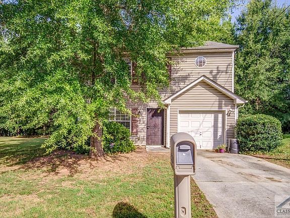 2nd image of 7064 Ravenwood Ln