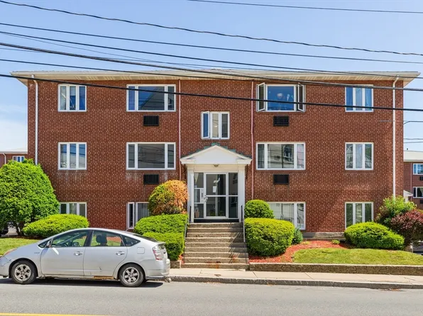 121 Warren St APT 4, Watertown, MA 02472