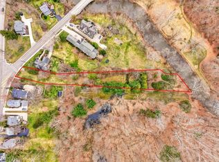 106 Solon Rd, Chagrin Falls, OH 44022