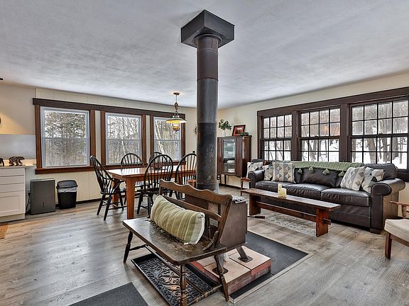 5th image of 283 Goodrich Road