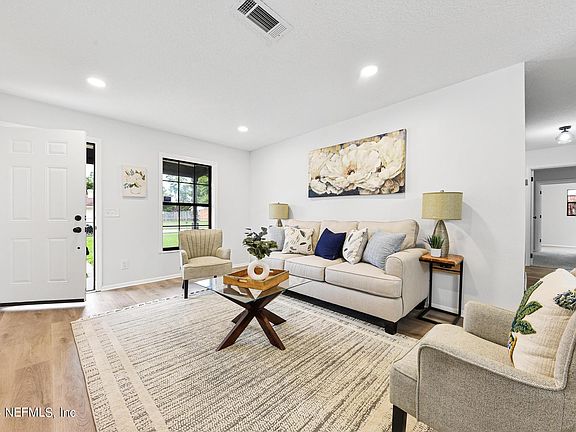 5th image of 5905 WENDING Drive
