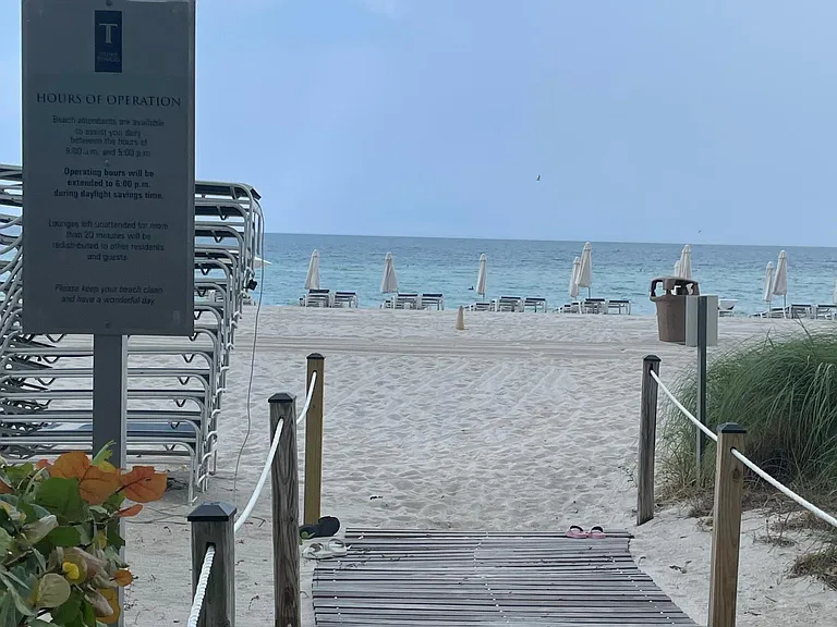 15901 Collins Ave #25F — Photo 9