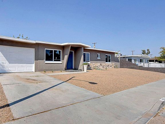 2nd image of 4916 Apawana Ln