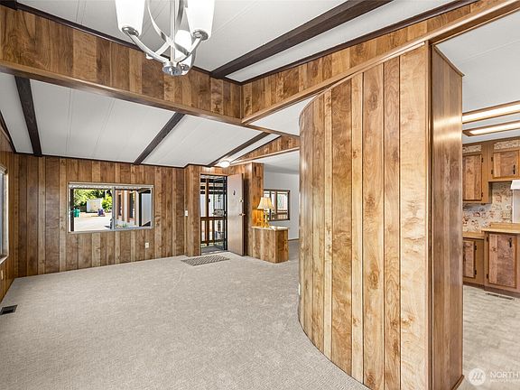 5th image of 18501 52nd Avenue W #22