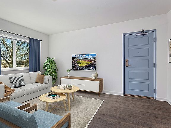 Hanover_Court_8004_1200x