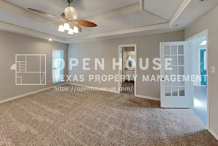 1944 Chesham Dr — Photo 11
