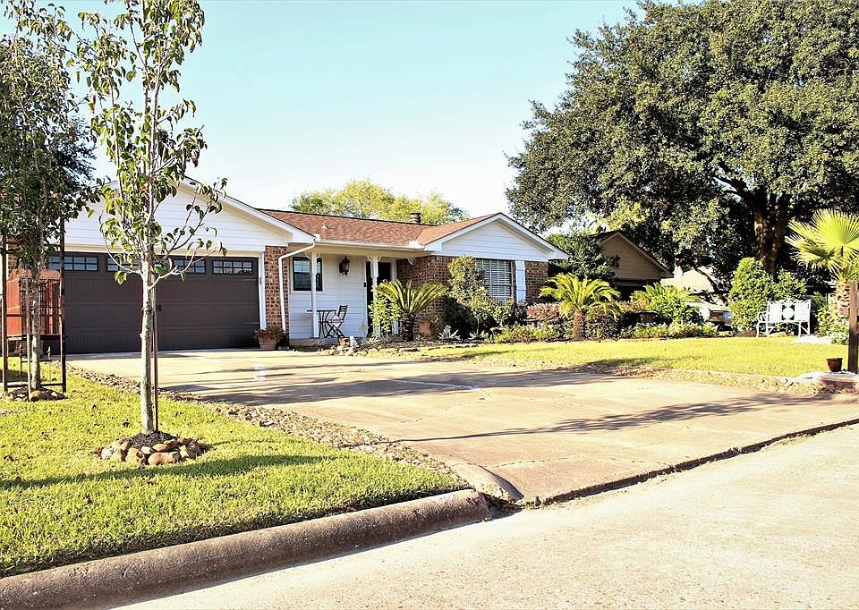 1st image of 6414 Menwood Cir