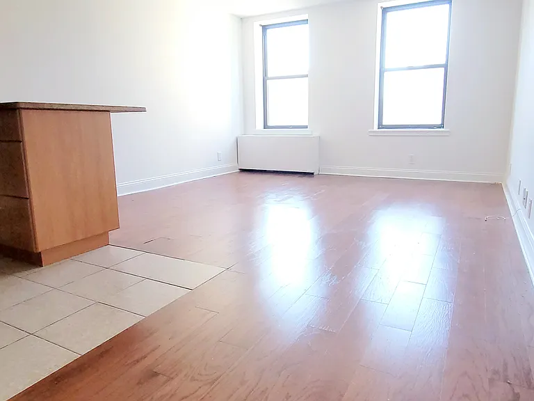 231 E 111th St #5A — Photo 4
